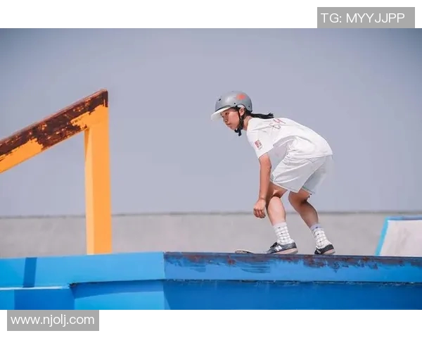 滑板人生的追逐与坚持周秀英的梦想与挑战对话